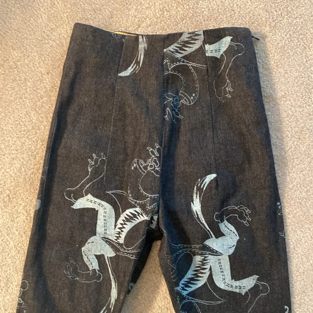 Carmelita Coulture big bad wolf runway pants - Picture 4 of 15